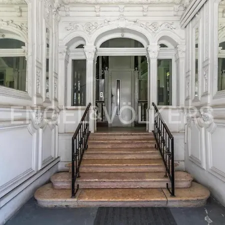 X4clover アパート リスボン